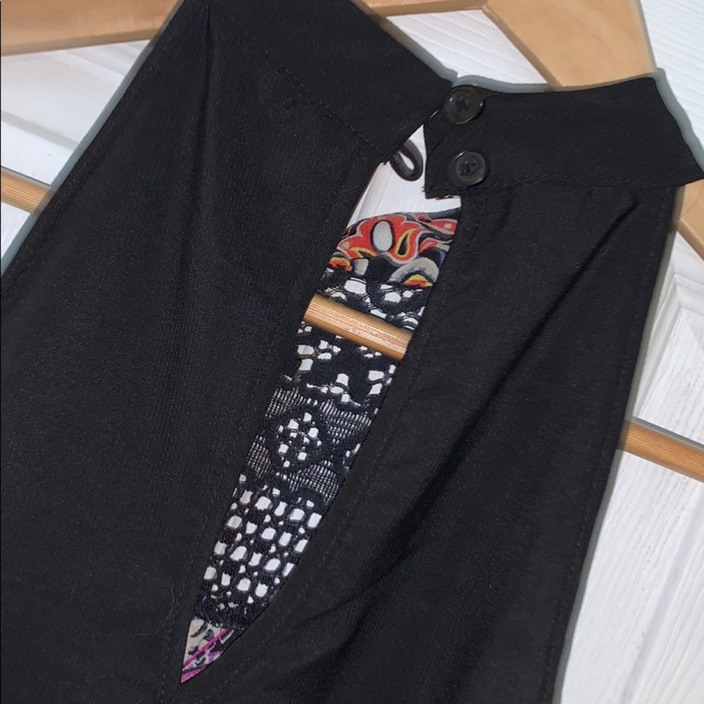 Fun pattern dress - Picture 7 of 7